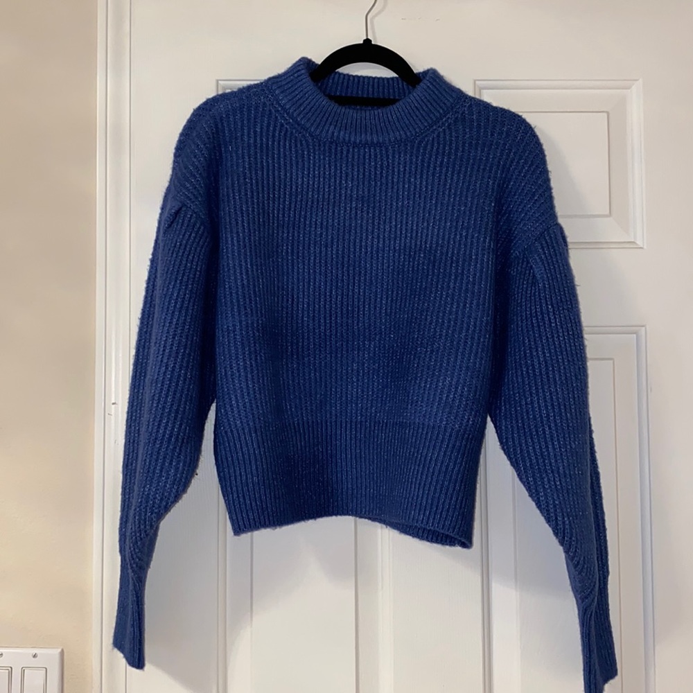 FOREVER 21 Blue Puff Sleeve Sweater Size L